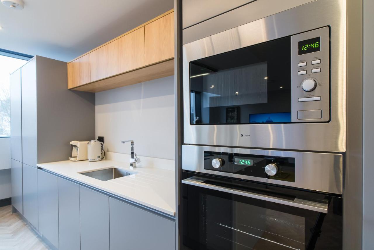 Luxe Apartments, The Moorwell, Parking, Gym - 10Mins Cardiff City Ctr Ngoại thất bức ảnh
