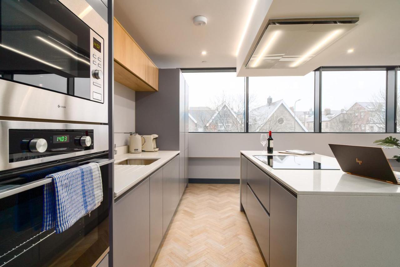 Luxe Apartments, The Moorwell, Parking, Gym - 10Mins Cardiff City Ctr Ngoại thất bức ảnh