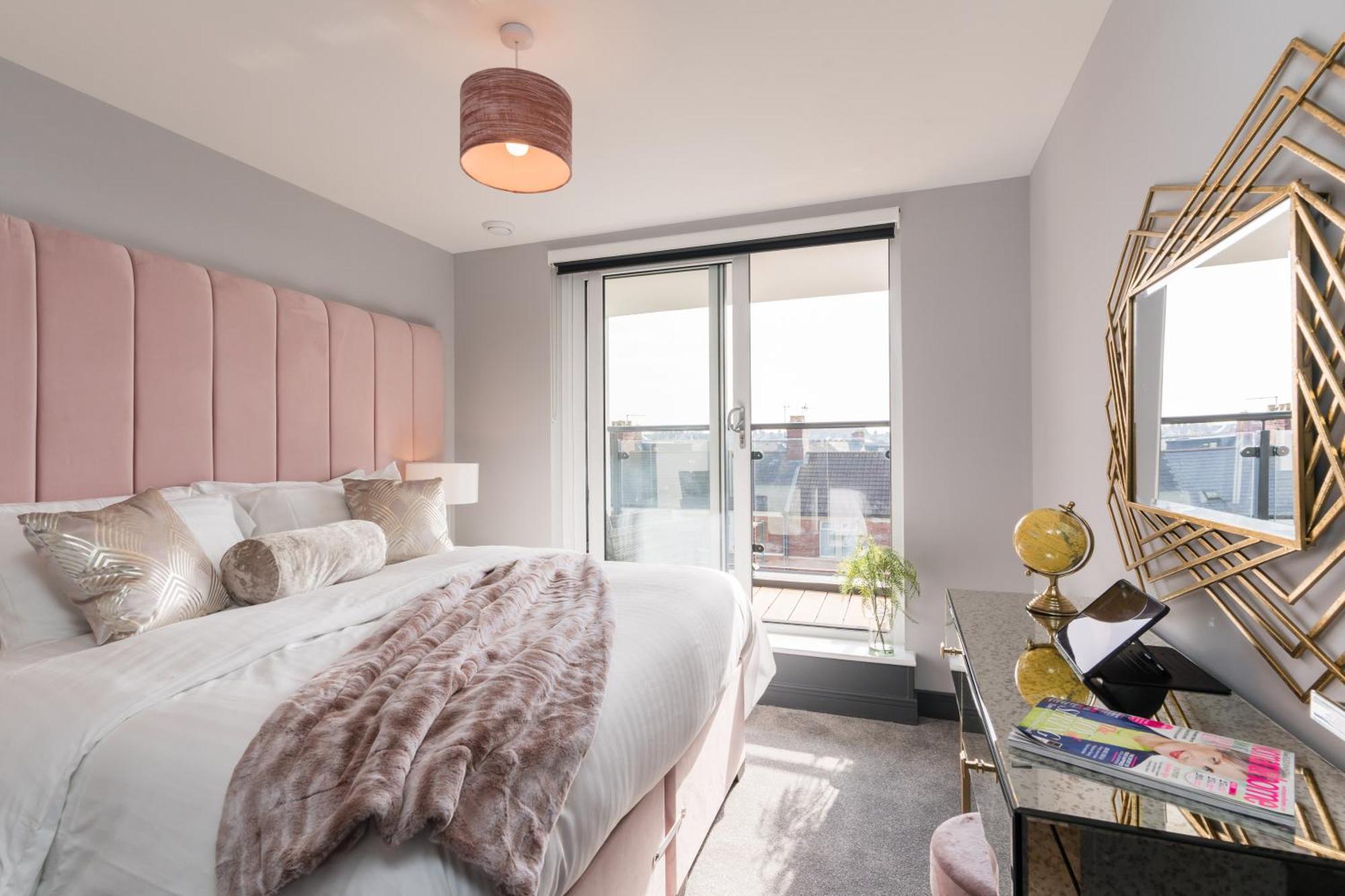 Luxe Apartments, The Moorwell, Parking, Gym - 10Mins Cardiff City Ctr Phòng bức ảnh