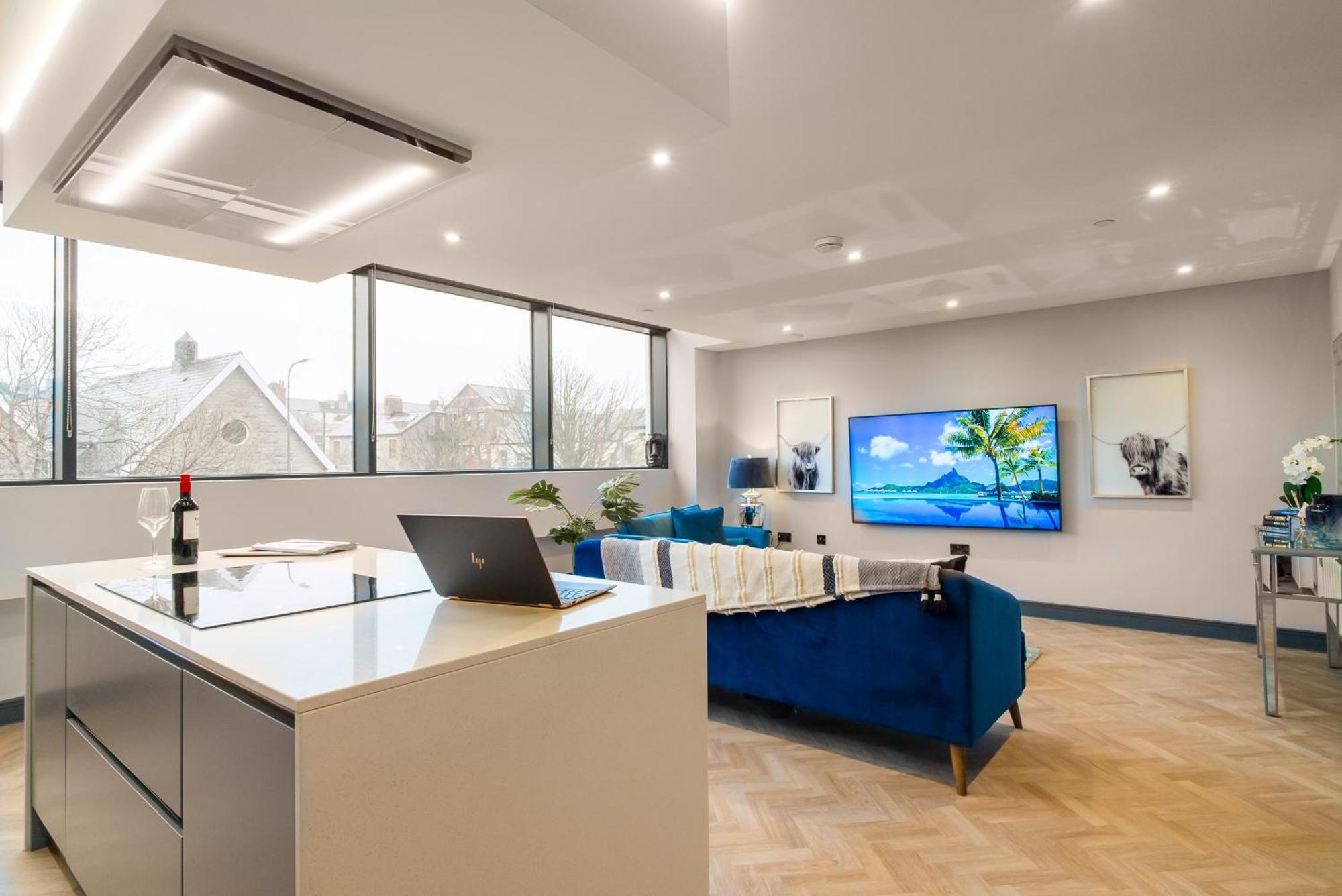Luxe Apartments, The Moorwell, Parking, Gym - 10Mins Cardiff City Ctr Phòng bức ảnh