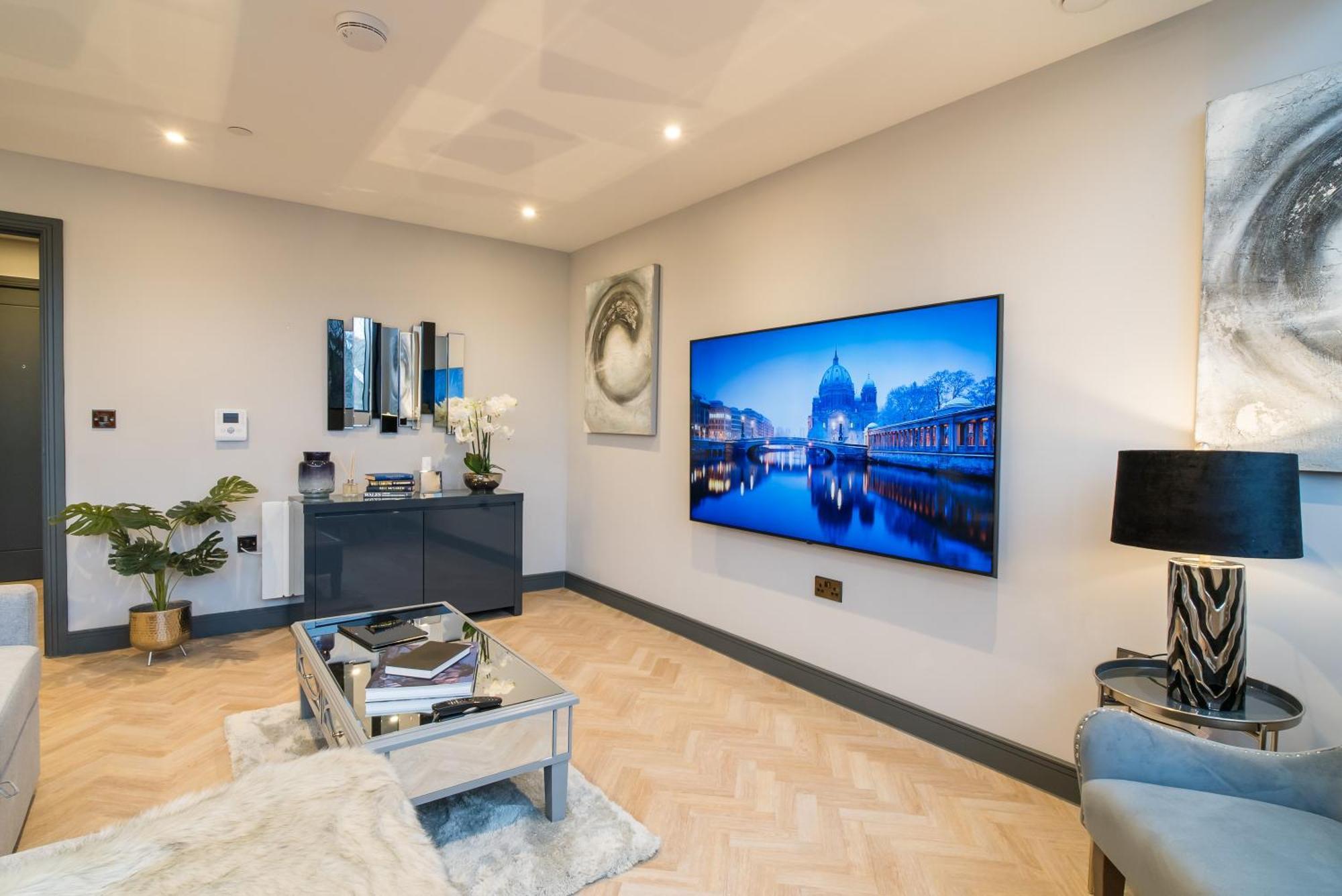 Luxe Apartments, The Moorwell, Parking, Gym - 10Mins Cardiff City Ctr Phòng bức ảnh